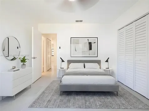 10988 Lake Front Place Boca Raton FL 33498