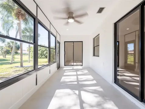 10988 Lake Front Place Boca Raton FL 33498