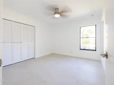 10988 Lake Front Place Boca Raton FL 33498