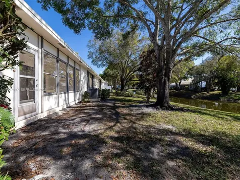 10988 Lake Front Place Boca Raton FL 33498