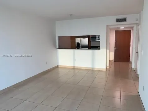 31 SE 5th Street Miami FL 33131