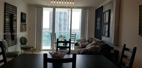 31 SE 5th Street Miami FL 33131