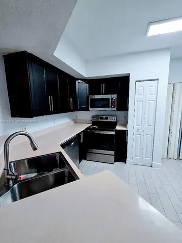 North Lauderdale FL 33068