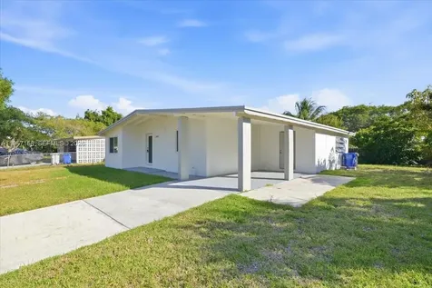 1400 NE 43rd Court Pompano Beach FL 33064