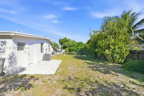 1400 NE 43rd Court Pompano Beach FL 33064