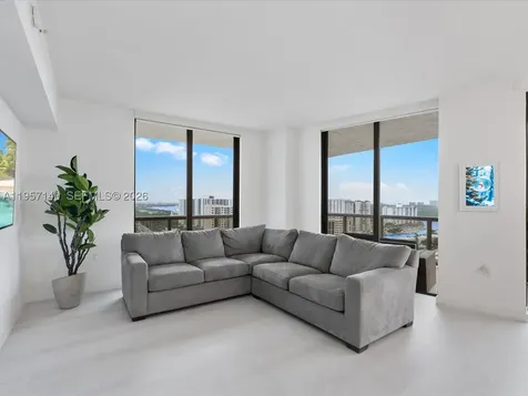 16275 Collins Avenue Sunny Isles Beach FL 33160