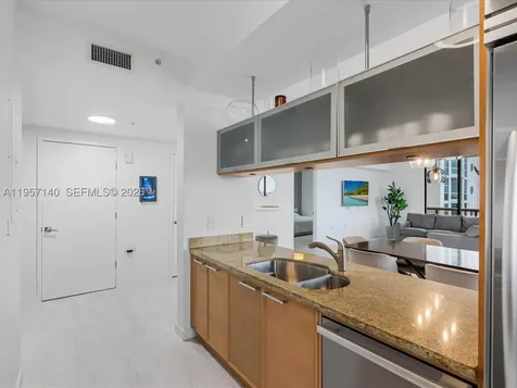 16275 Collins Avenue Sunny Isles Beach FL 33160