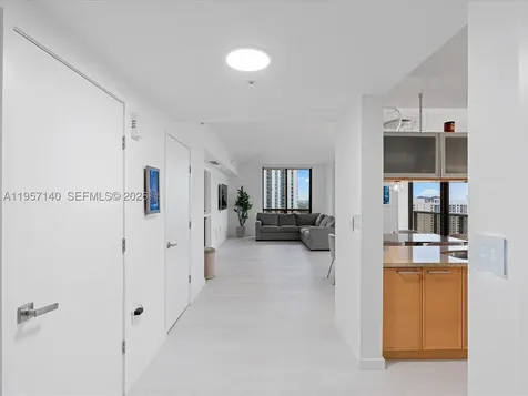 16275 Collins Avenue Sunny Isles Beach FL 33160