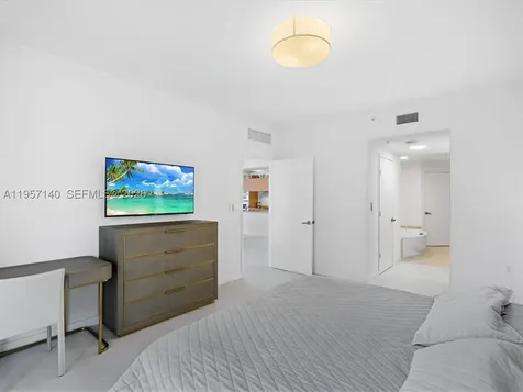 16275 Collins Avenue Sunny Isles Beach FL 33160