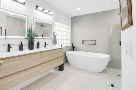 12146 SW 133rd Terrace Miami FL 33186