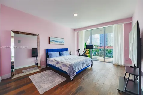 3250 NE 188th Street Aventura FL 33180