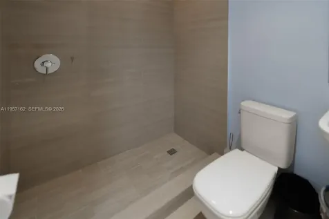 3250 NE 188th Street Aventura FL 33180