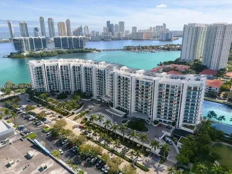3250 NE 188th Street Aventura FL 33180