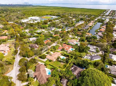 5770 SW 128th Street Pinecrest FL 33156