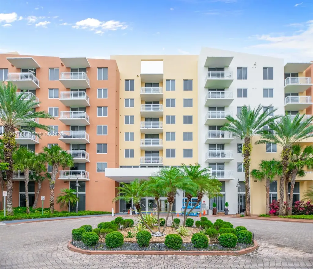 2775 NE 187th Street Aventura FL 33180