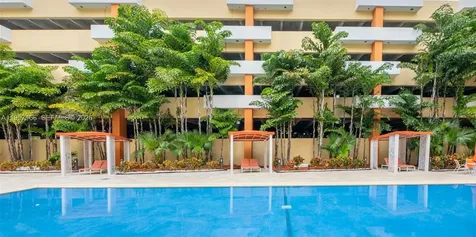 2775 NE 187th Street Aventura FL 33180