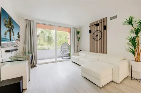 2775 NE 187th Street Aventura FL 33180