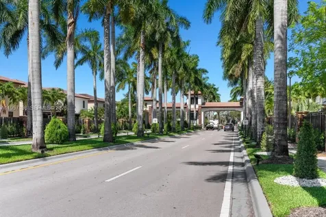 10023 NW 89th Terrace Doral FL 33178