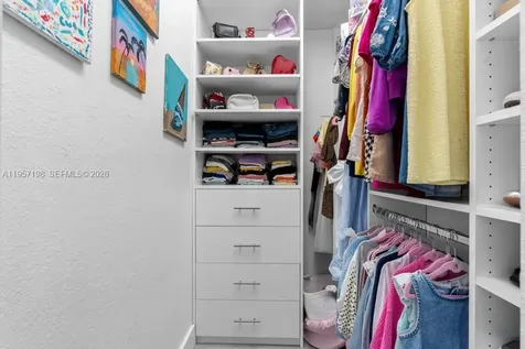 10023 NW 89th Terrace Doral FL 33178