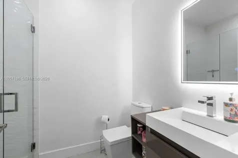 10023 NW 89th Terrace Doral FL 33178