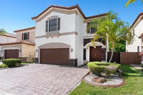 10023 NW 89th Terrace Doral FL 33178