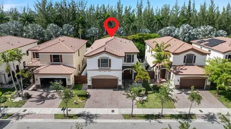10023 NW 89th Terrace Doral FL 33178