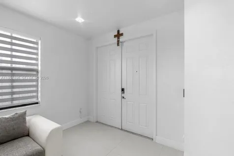 10023 NW 89th Terrace Doral FL 33178
