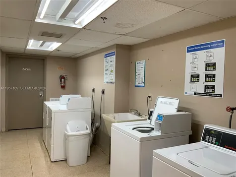 1470 NE 123rd Street North Miami FL 33161