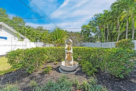 801 SE 7th Street Fort Lauderdale FL 33301