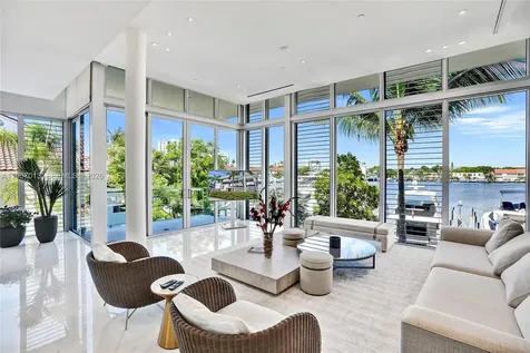3750 Yacht Club Drive Aventura FL 33180