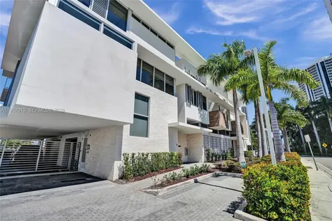 3750 Yacht Club Drive Aventura FL 33180