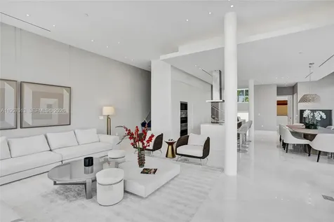 3750 Yacht Club Drive Aventura FL 33180