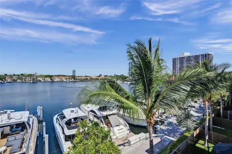 3750 Yacht Club Drive Aventura FL 33180