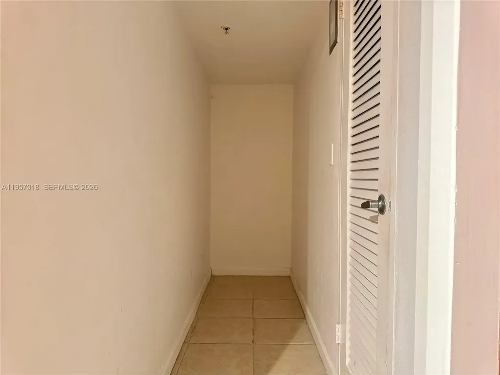 3000 S Ocean Drive Hollywood FL 33019