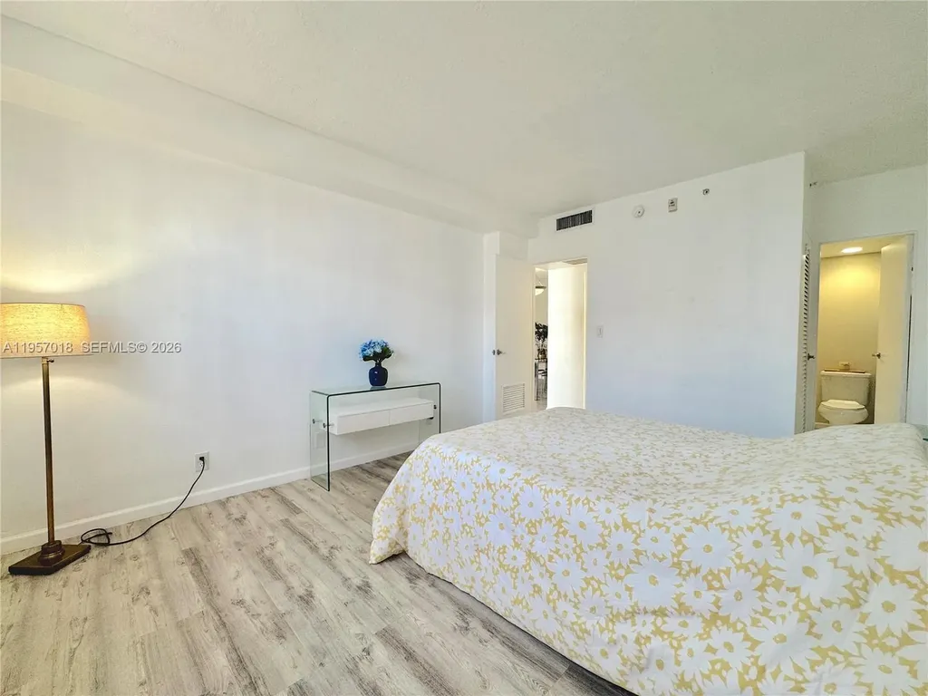 3000 S Ocean Drive Hollywood FL 33019