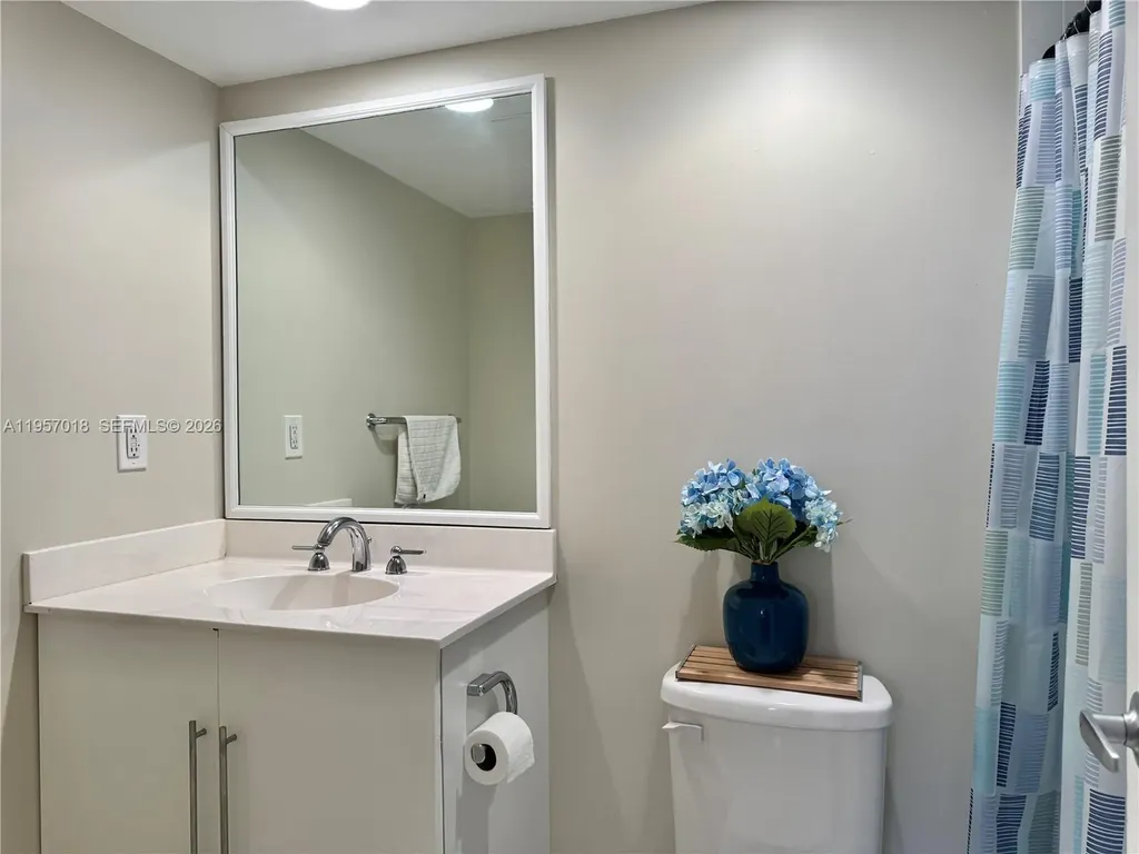 3000 S Ocean Drive Hollywood FL 33019