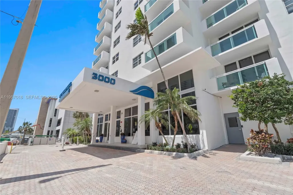 3000 S Ocean Drive Hollywood FL 33019
