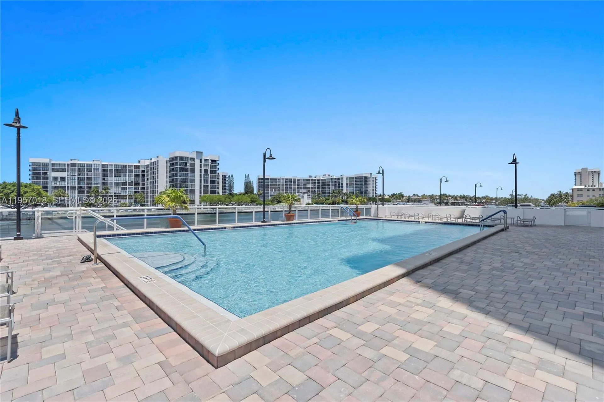 3000 S Ocean Drive Hollywood FL 33019