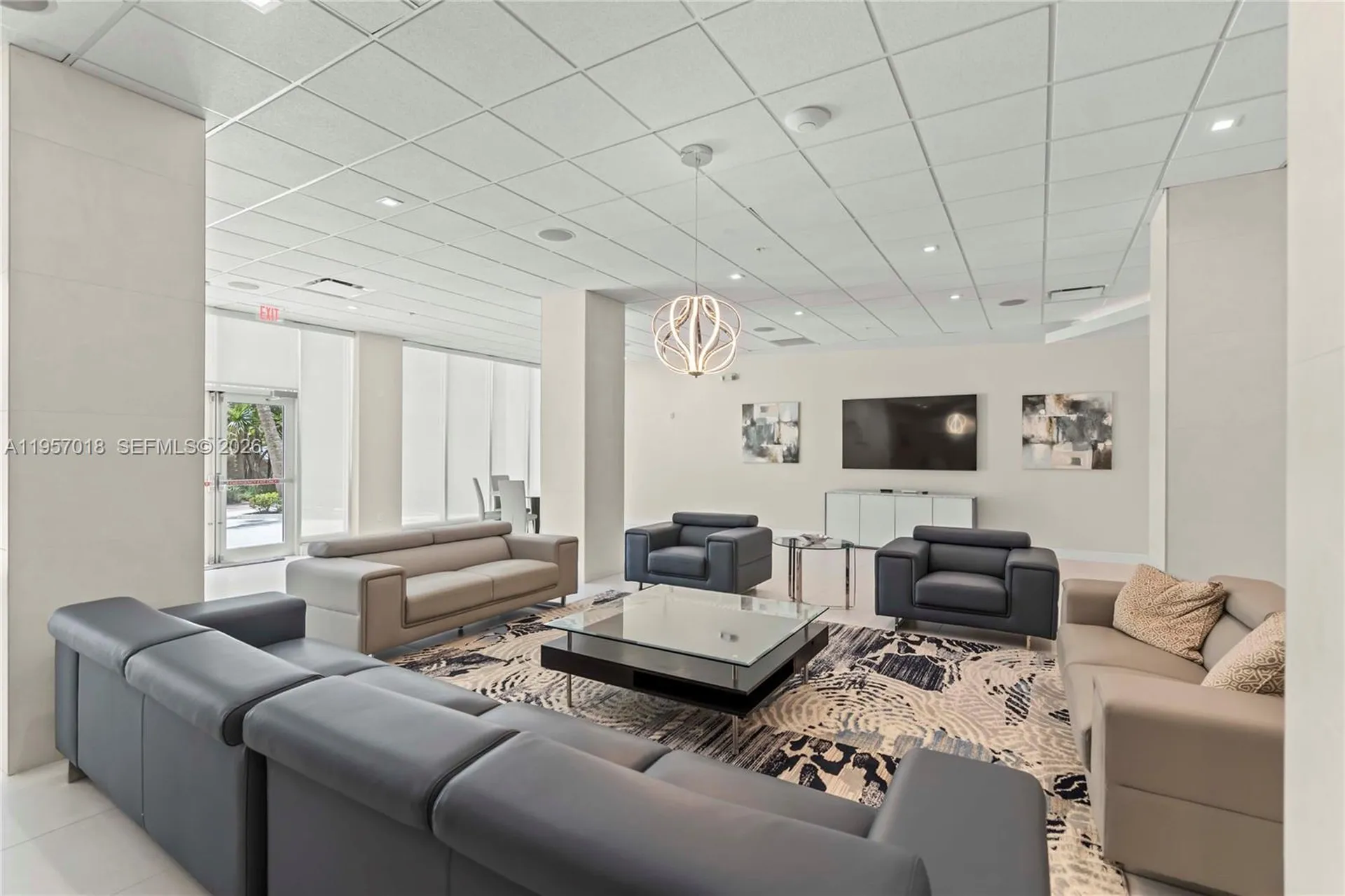 3000 S Ocean Drive Hollywood FL 33019