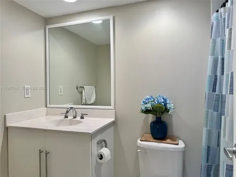 3000 S Ocean Drive Hollywood FL 33019