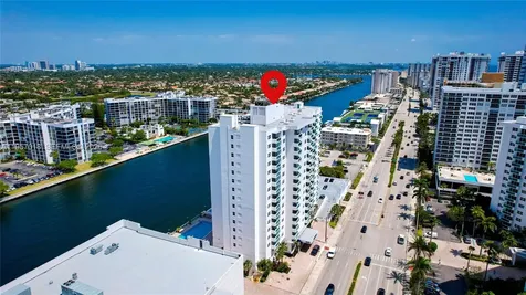 3000 S Ocean Drive Hollywood FL 33019