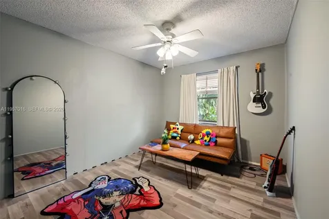 10873 NW 10th Place Coral Springs FL 33071