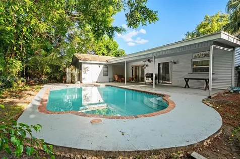10873 NW 10th Place Coral Springs FL 33071