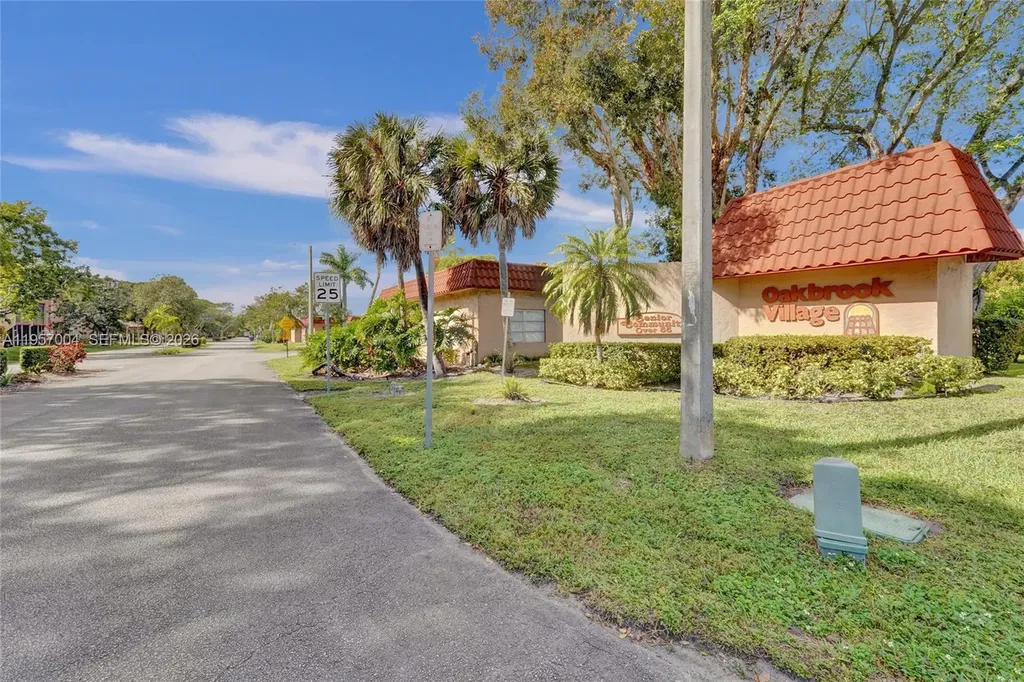 8260 SW 24th Street North Lauderdale FL 33068