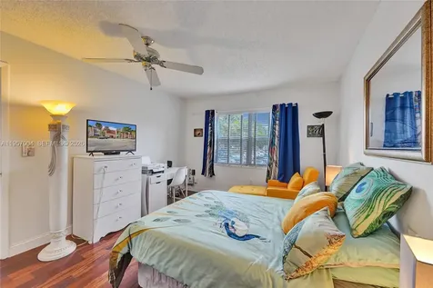 8260 SW 24th Street North Lauderdale FL 33068