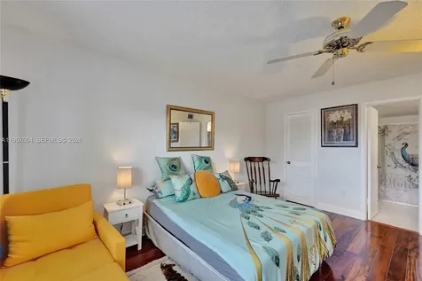 8260 SW 24th Street North Lauderdale FL 33068