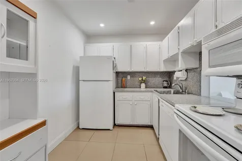 8260 SW 24th Street North Lauderdale FL 33068
