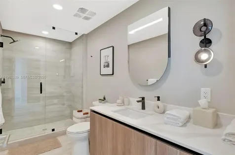 580 72nd Street Miami Beach FL 33141