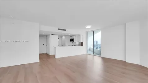 555 NE 34th Street Miami FL 33137