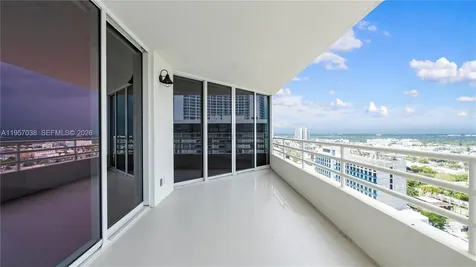 555 NE 34th Street Miami FL 33137